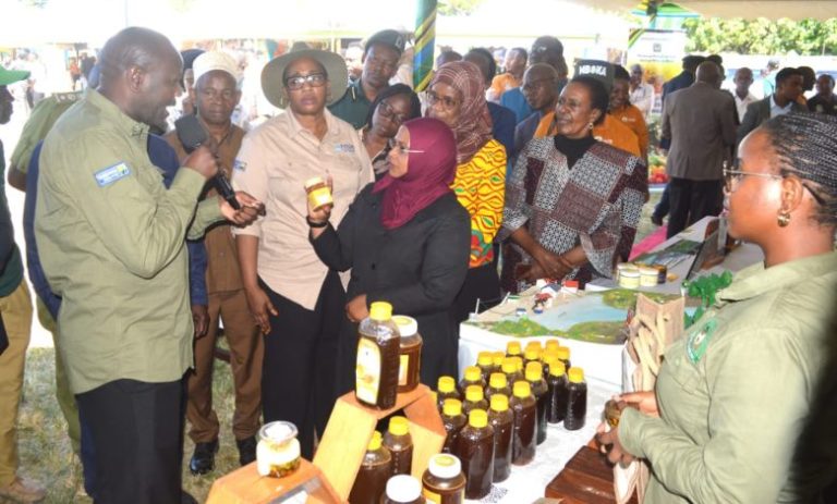 Government to strengthen bee products processing industries